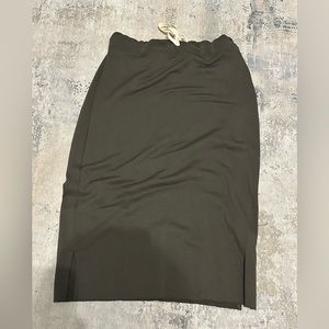 MIDI green skirt